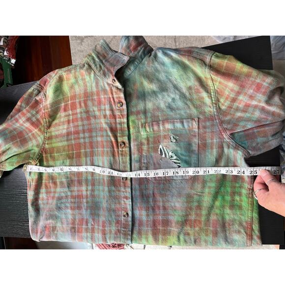 Reworked/upcycled flannel shirt - Picture 9 of 9